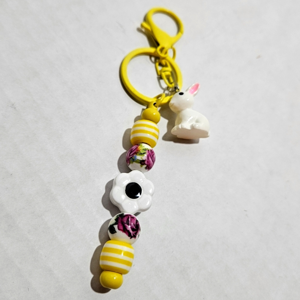White rabbit 🐇 keychain